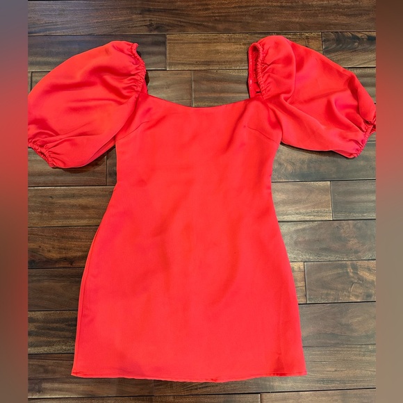 Lovers + Friends Suri Bright Red Mini Dress Puffed Sleeves Size Small - Picture 2 of 5